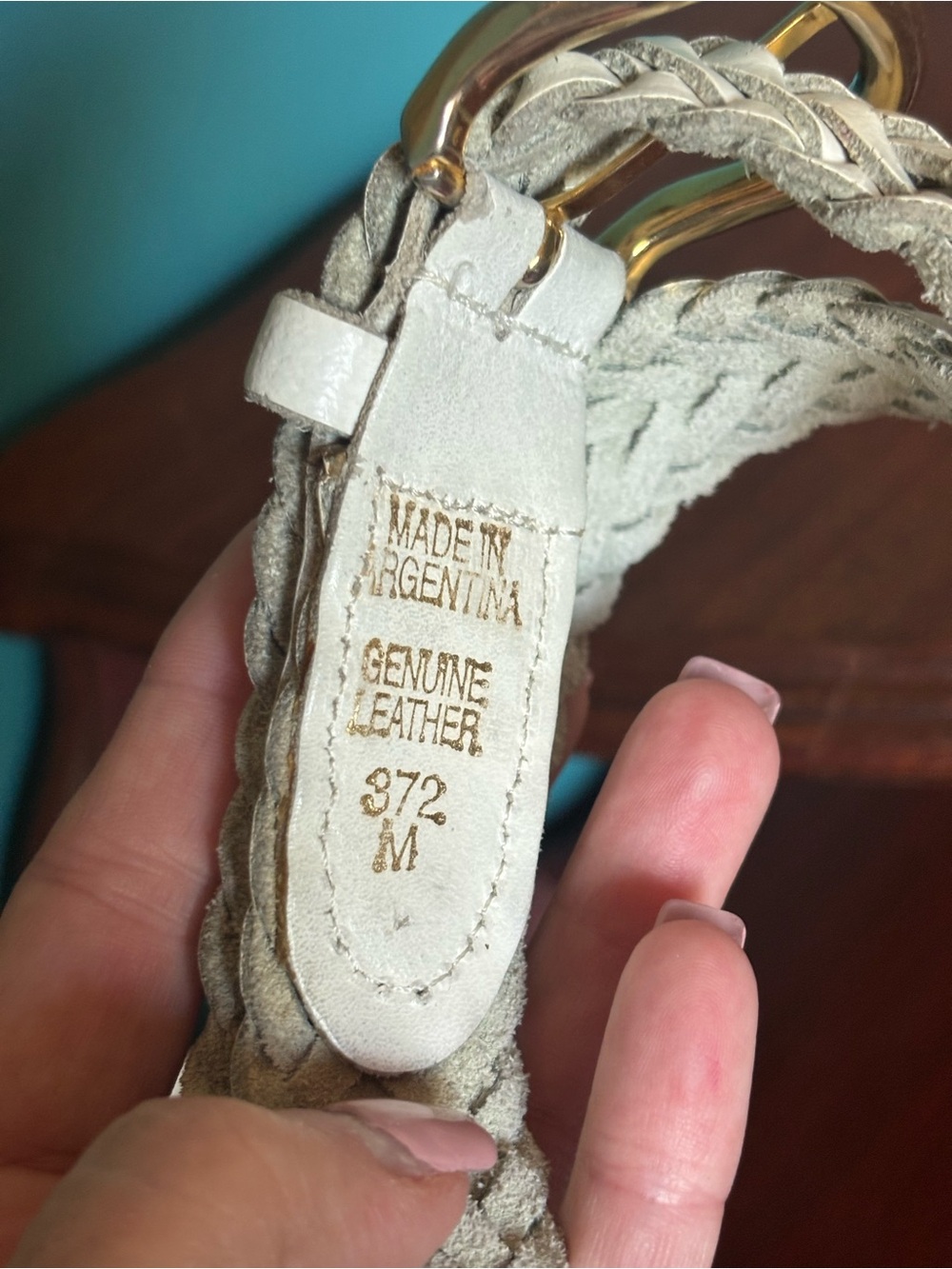 Woven White Leather Belt with Gold-Tone Buckle Size - Picture 3 of 4